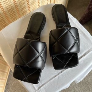 Bottega Veneta Lido Flat Slide Sandal